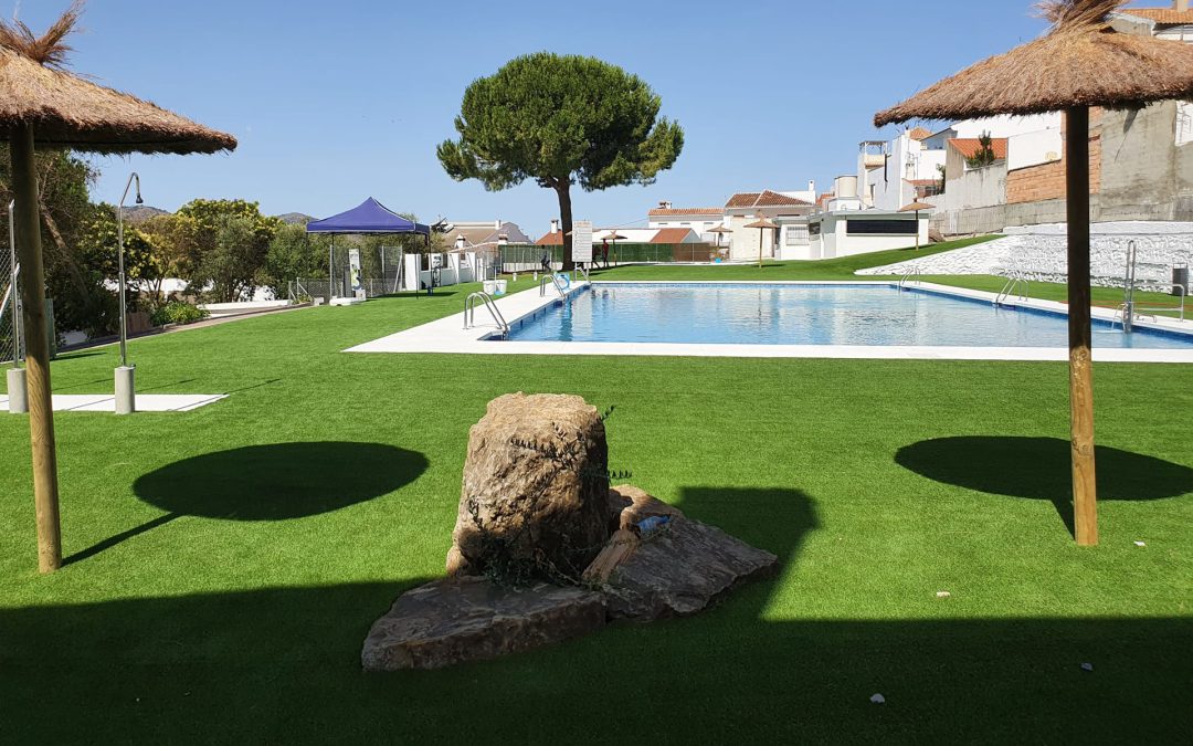 Obras de reforma del recinto de la piscina municipal de Colmenar.